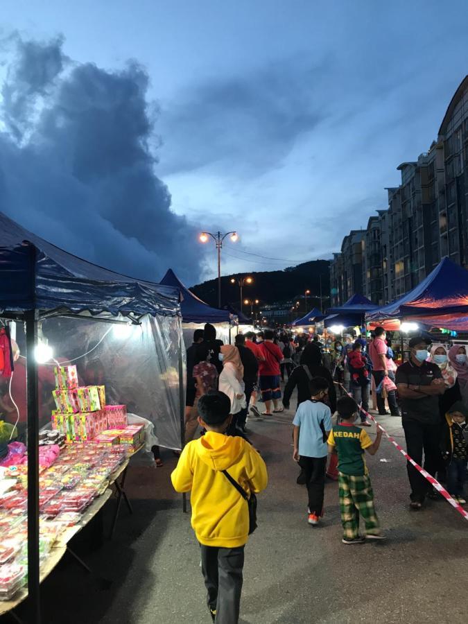 Fazlia Resthouse At Golden Hills Cameron Highlands Near Pasar Malam Tanah Rata Exterior photo